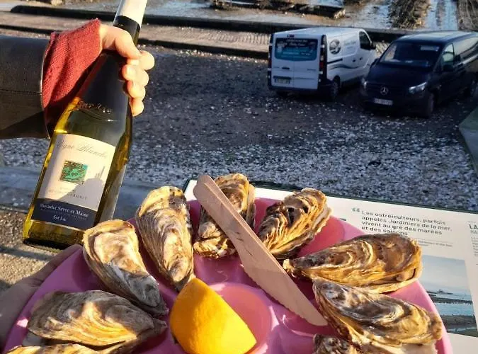 Rue Veillon Couette-café Céaux