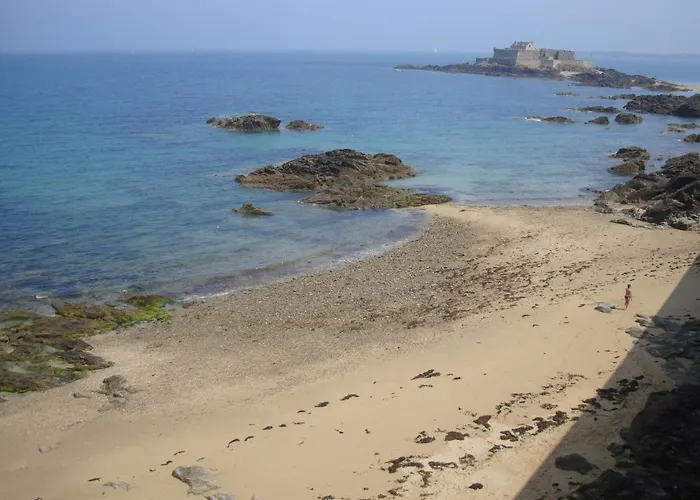 Rue Veillon Couette-café 3*