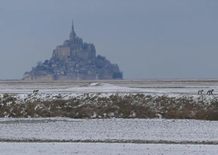 Rue Veillon 3* Céaux